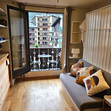 Cozy Chamonix Ski Studio With Mountain Views Εξωτερικό φωτογραφία