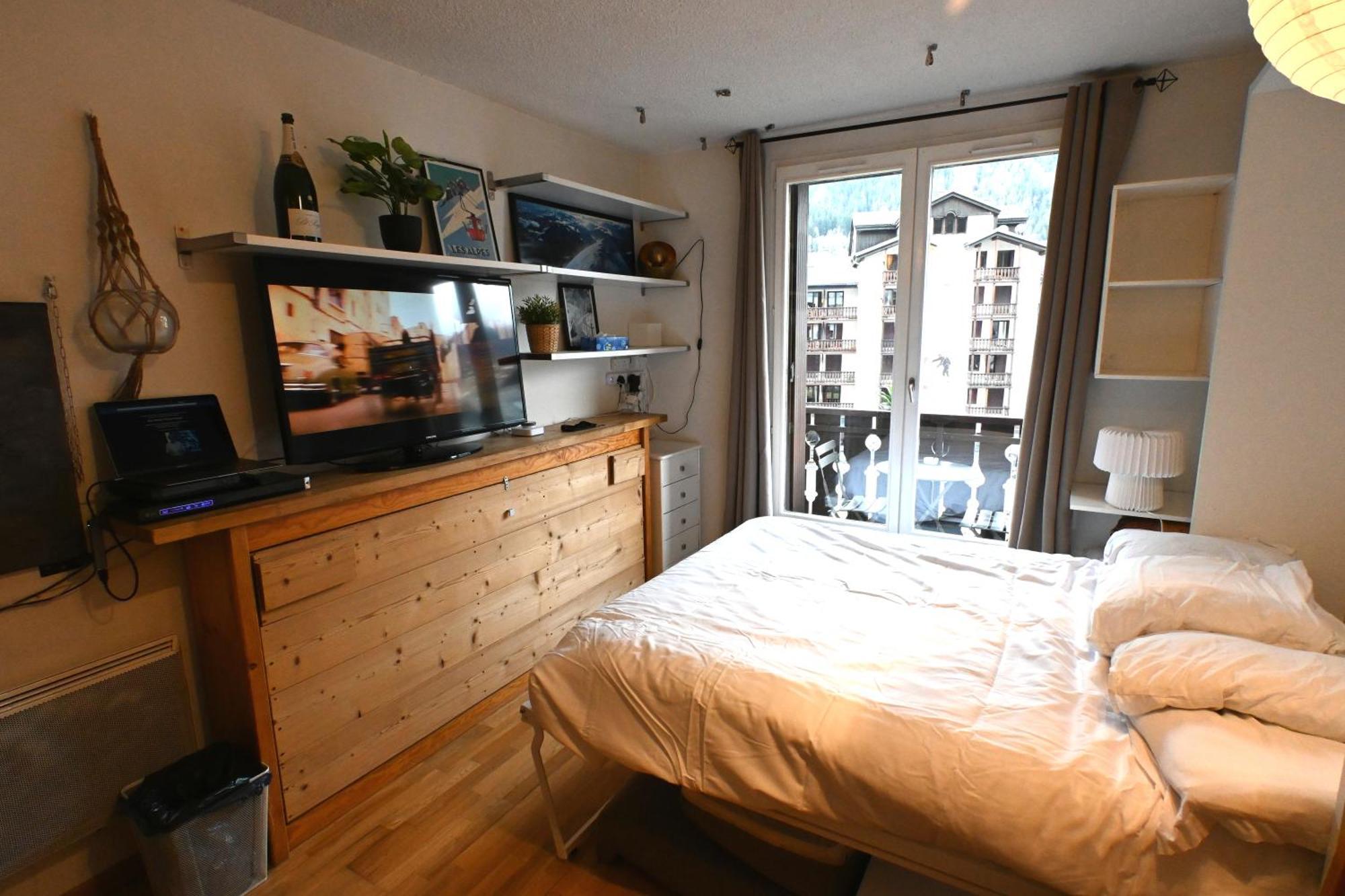 Cozy Chamonix Ski Studio With Mountain Views Εξωτερικό φωτογραφία